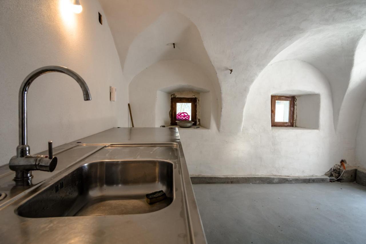 Kuninez, Holiday Home With Summer Kitchen โมสต์ นา โซชิ ภายนอก รูปภาพ