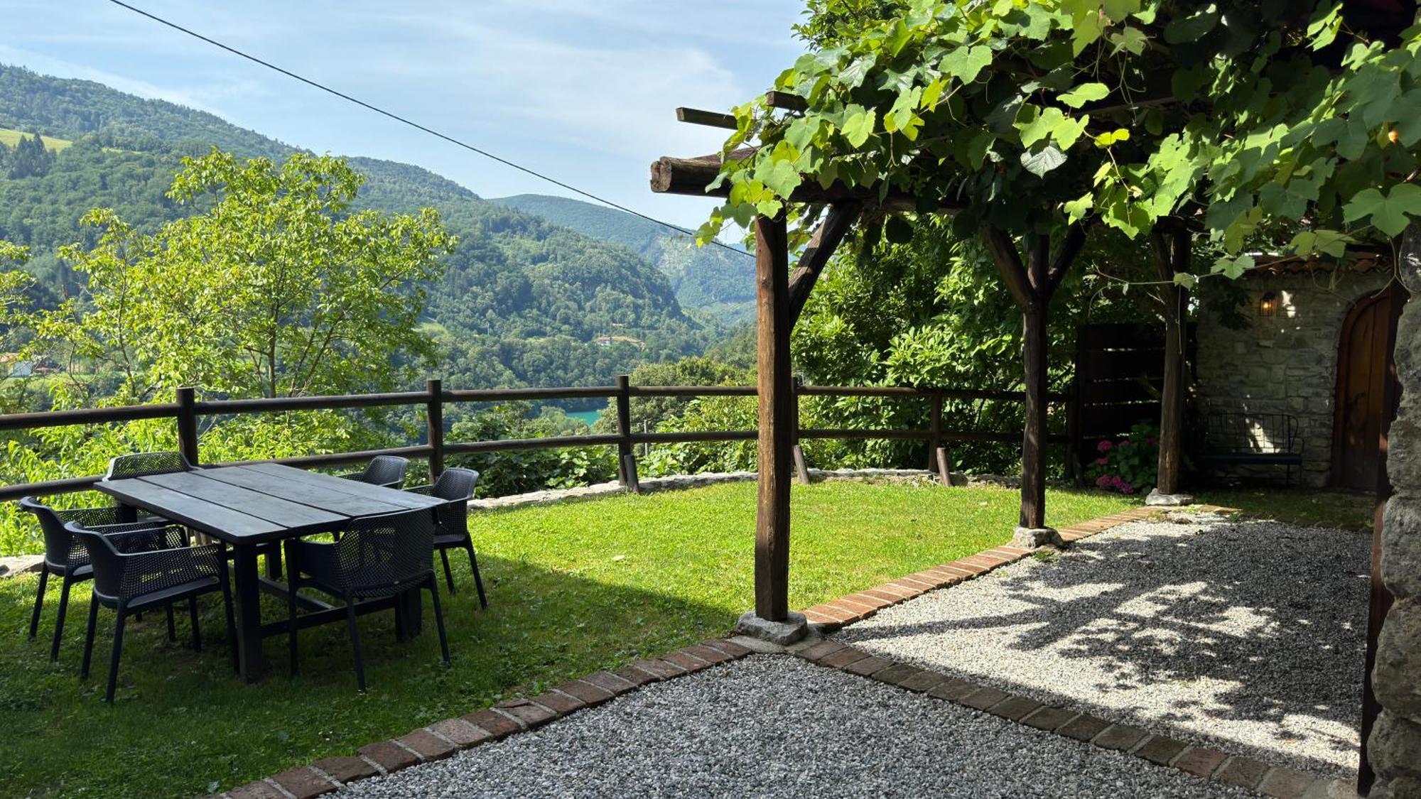 Kuninez, Holiday Home With Summer Kitchen โมสต์ นา โซชิ ภายนอก รูปภาพ