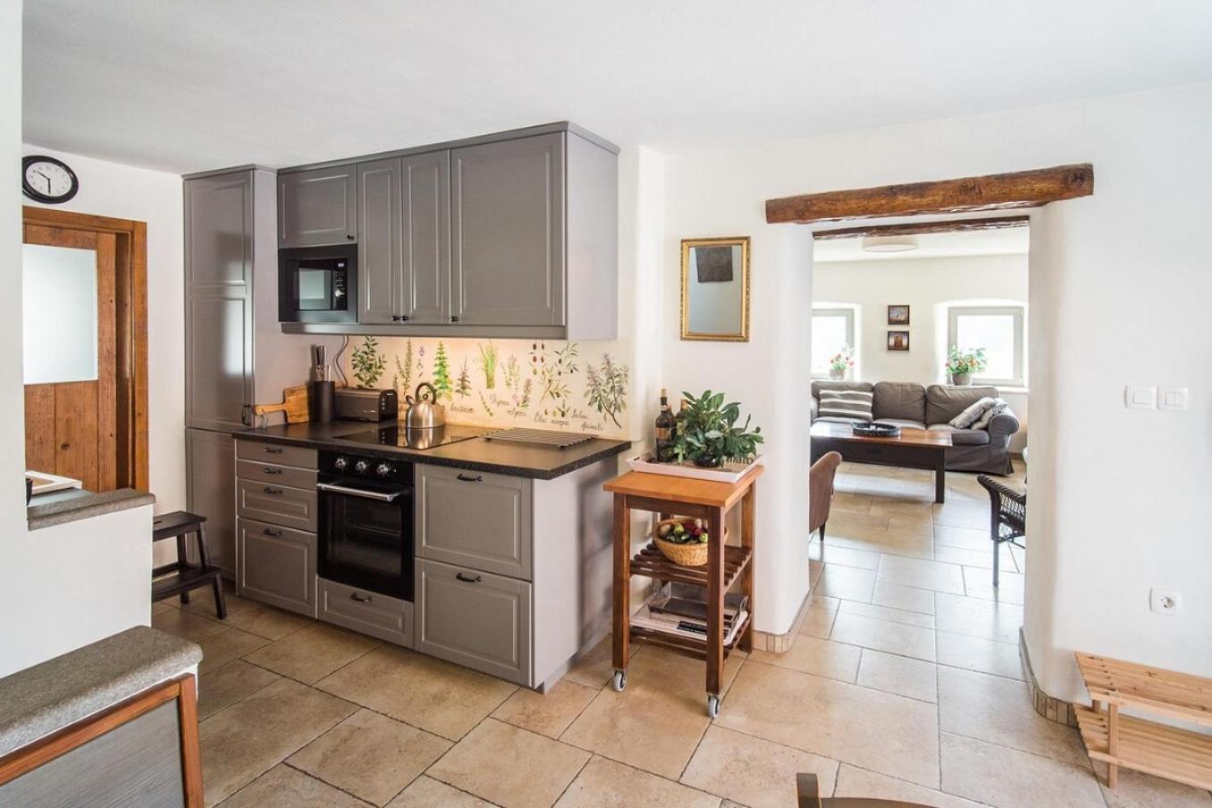 Kuninez, Holiday Home With Summer Kitchen โมสต์ นา โซชิ ภายนอก รูปภาพ