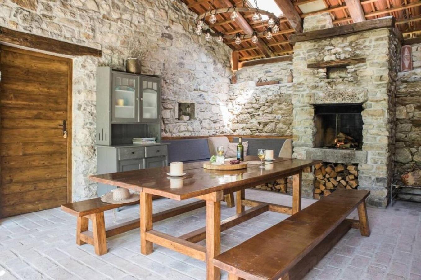 Kuninez, Holiday Home With Summer Kitchen โมสต์ นา โซชิ ภายนอก รูปภาพ